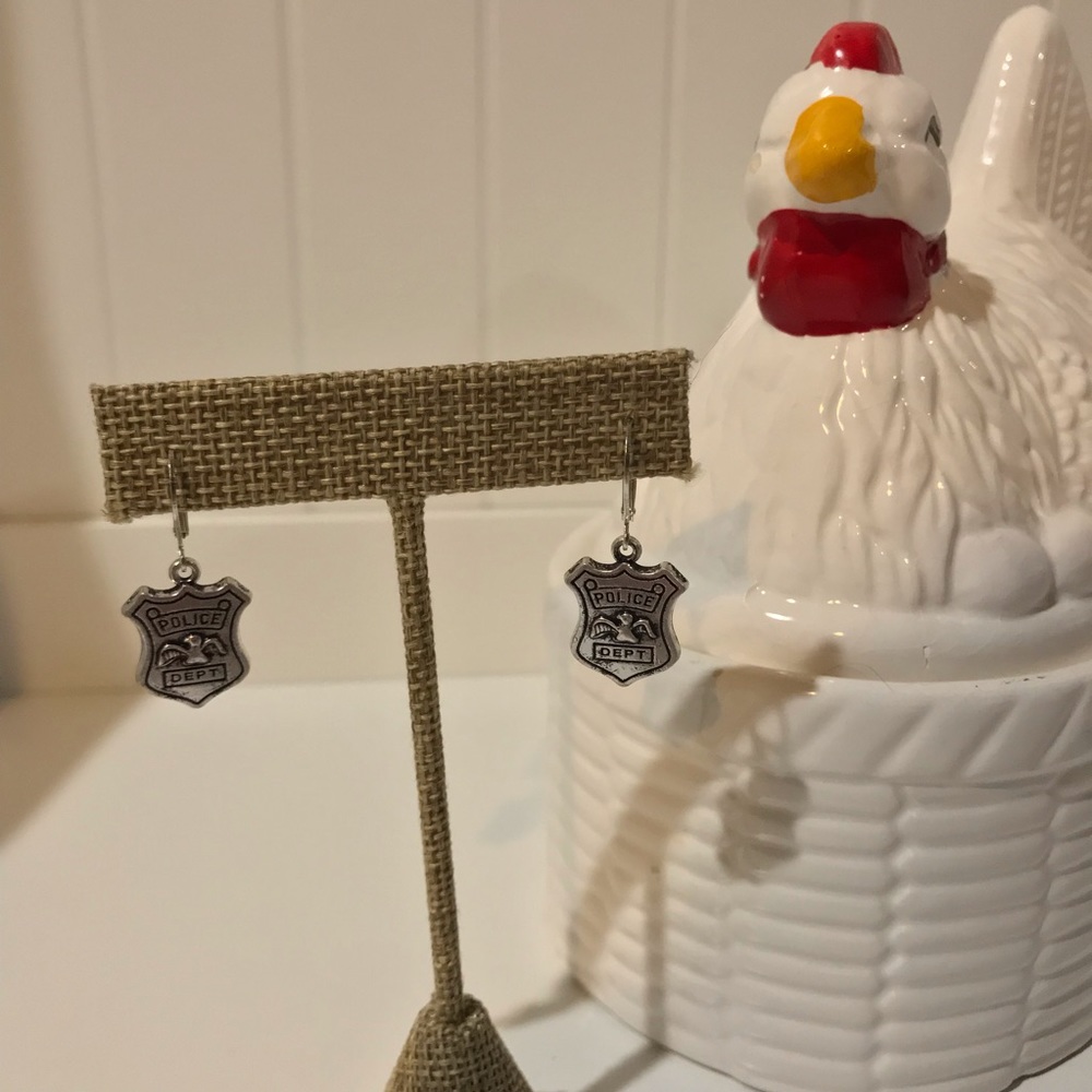Badge Bunny